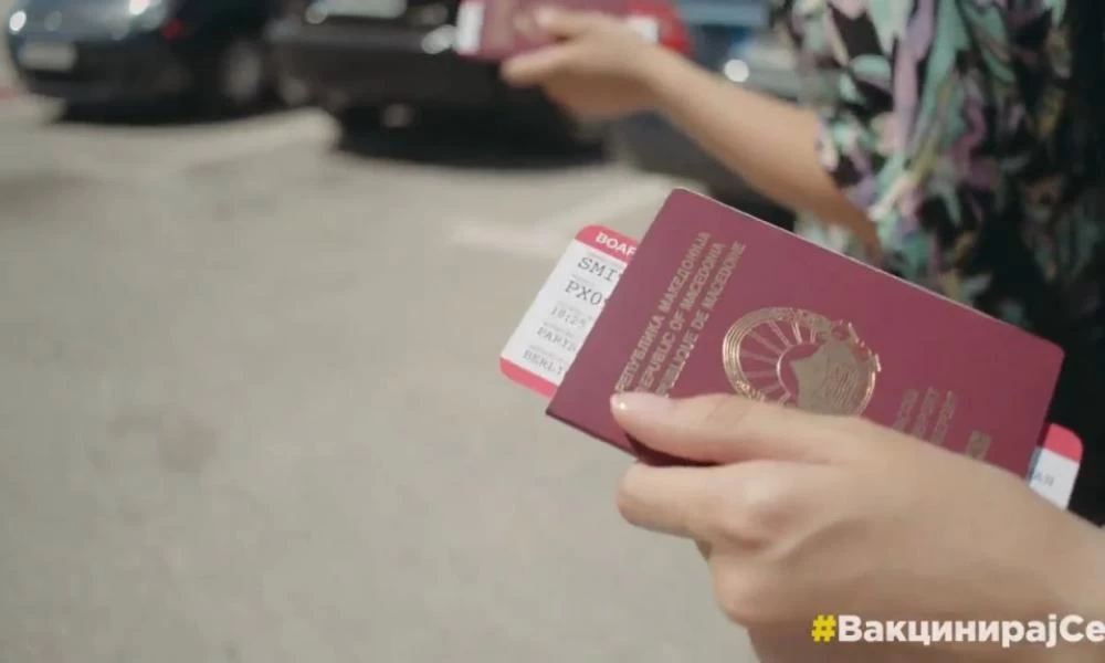 ''Άκυρη'' η συμφωνία των Πρεσπών: Κυβερνητικό βίντεο εμφανίζει διαβατήρια των Σκοπίων με το όνομα «Μακεδονία» - Εμπαιγμός από τον Ζάεφ